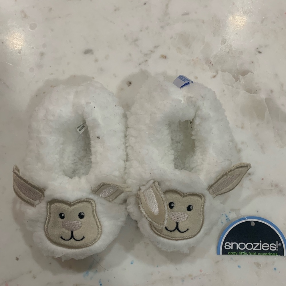 Snoozies infant House Slippers sz 3-6